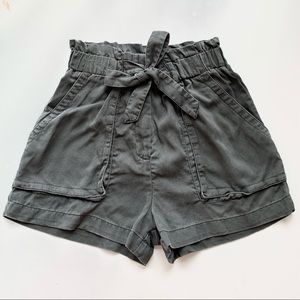 H&M mossy green paper bag shorts